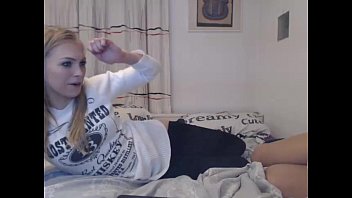 slut siswet19 masturbating on live webcam  - 6cam.biz