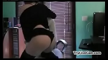 Kitten fingering gash on cam at TryLiveCam.com